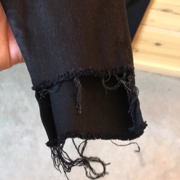 Frame Le Skinny Jeanne Raw Stagger Film Noir Size 24 - Picture 6 of 9